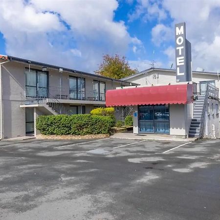 Terapa Motor Inn Hamilton Esterno foto
